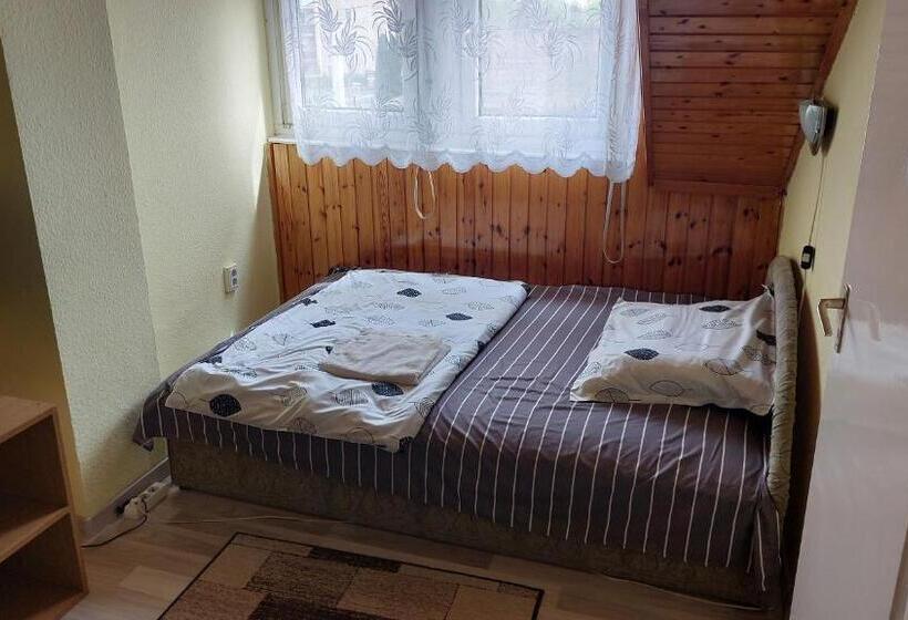 Napsugár Panzió