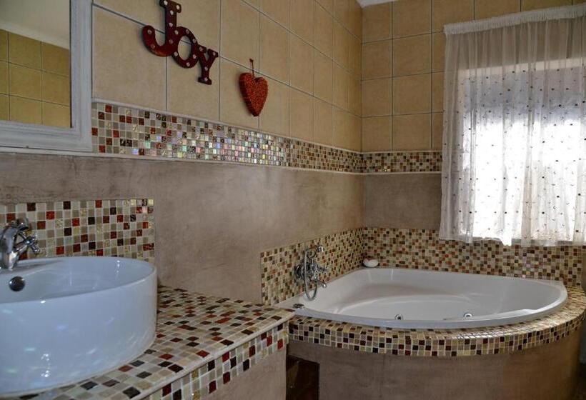 پانسیون Annie's Boutique Guesthouse And Garden Spa