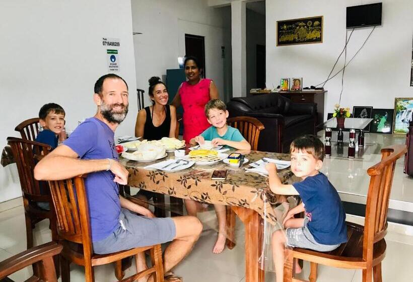 پانسیون Dambulla Tourist Resort