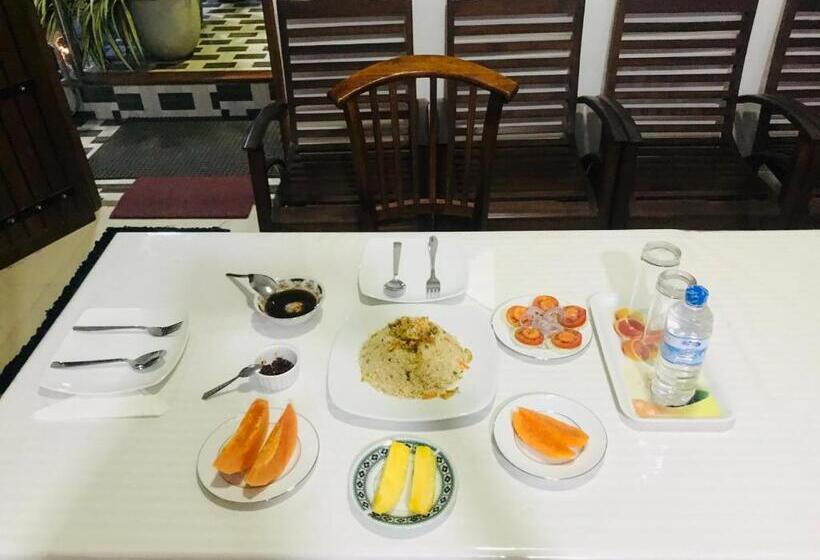 پانسیون Dambulla Tourist Resort