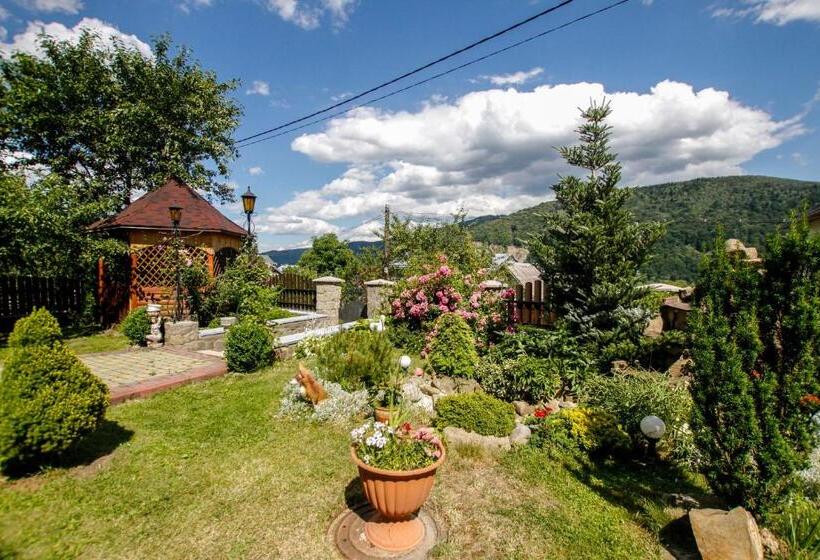 پانسیون Guest House Arnika