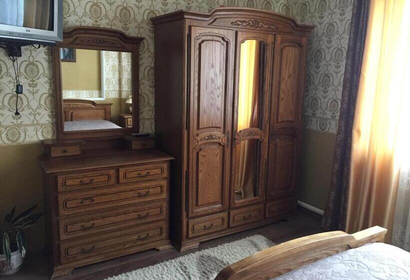 پانسیون Guest House Arnika