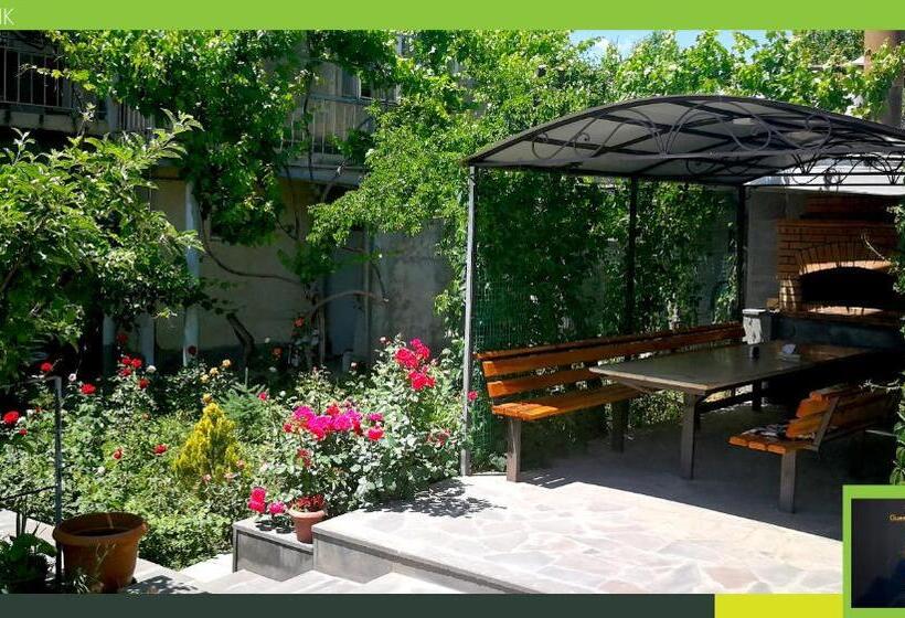 پانسیون Guest House Hasmik