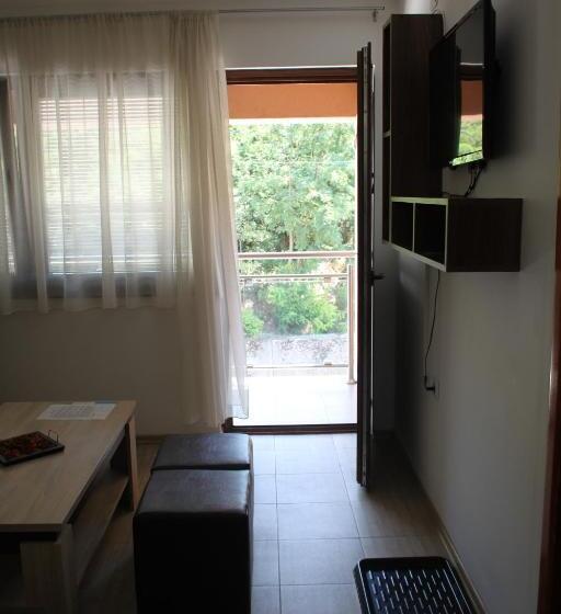 پانسیون Guesthouse Ušće