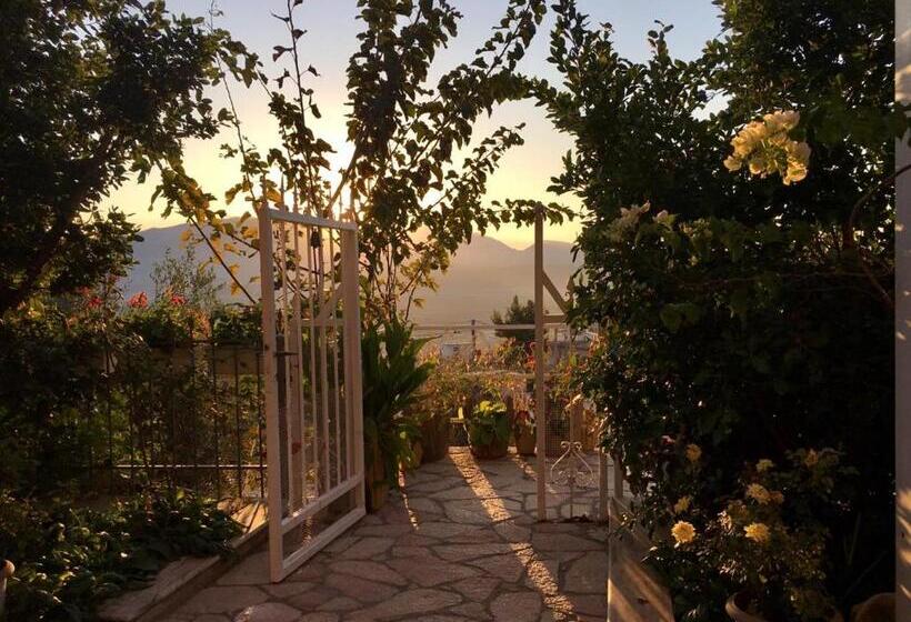 پانسیون Guesthouse Villa Joanna&mattheo