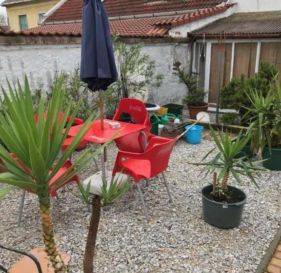 پانسیون Hív Lak Apartman