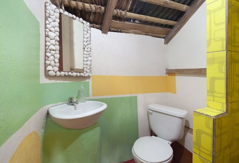 پانسیون La Casa Mompiche