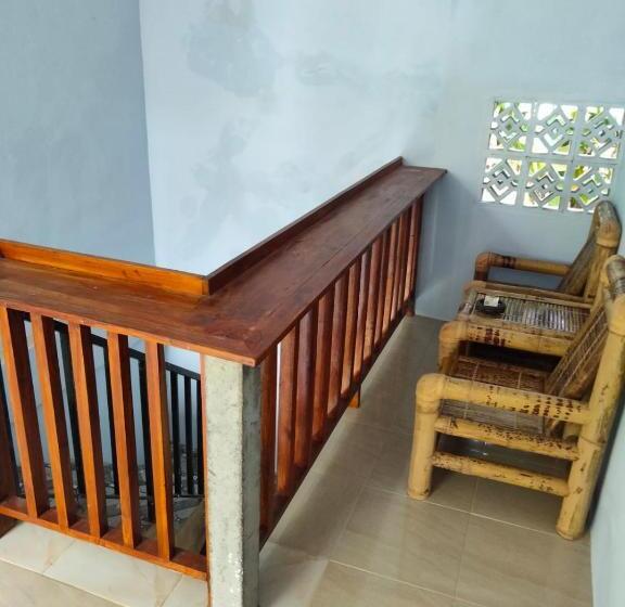 پانسیون Lilypad Guest House