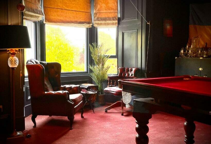پانسیون Moffat Independent Hostel
