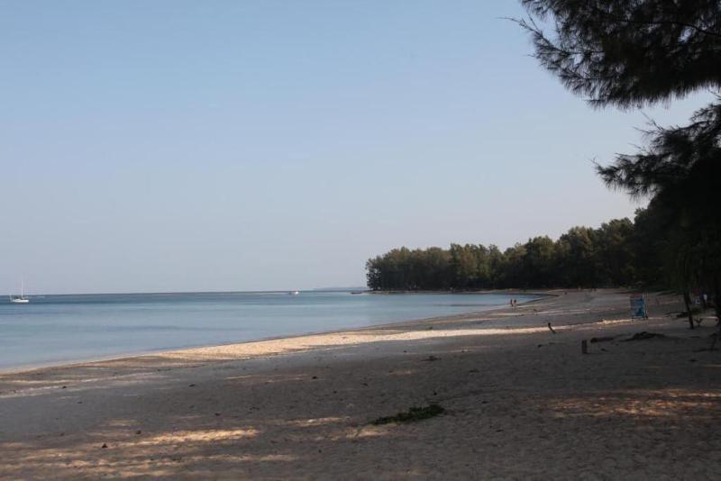 پانسیون Naiyang Seaview Place Resort