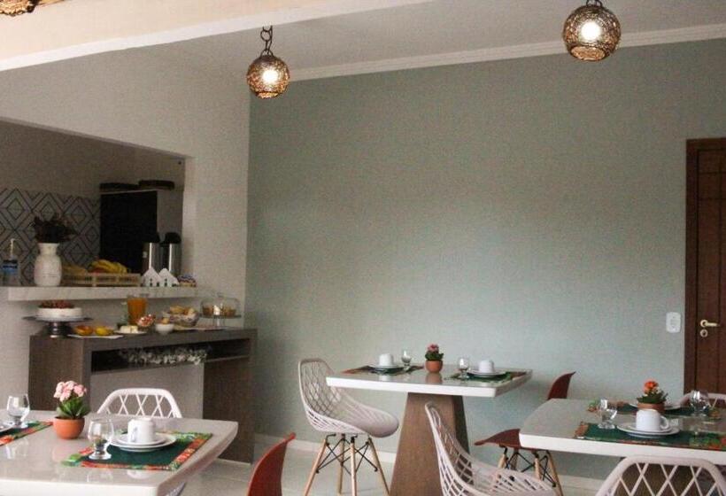 پانسیون Sol & Mar Pousada E Hospedaria