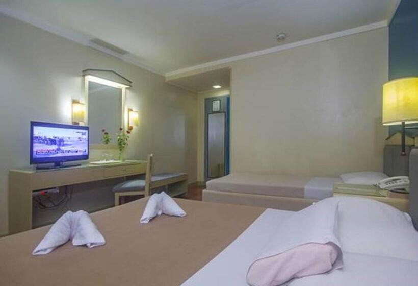 فندق صغير New Dawn Pensionne House