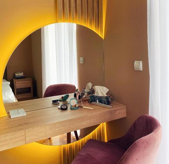 پانسیون Apartmani Banja Spa