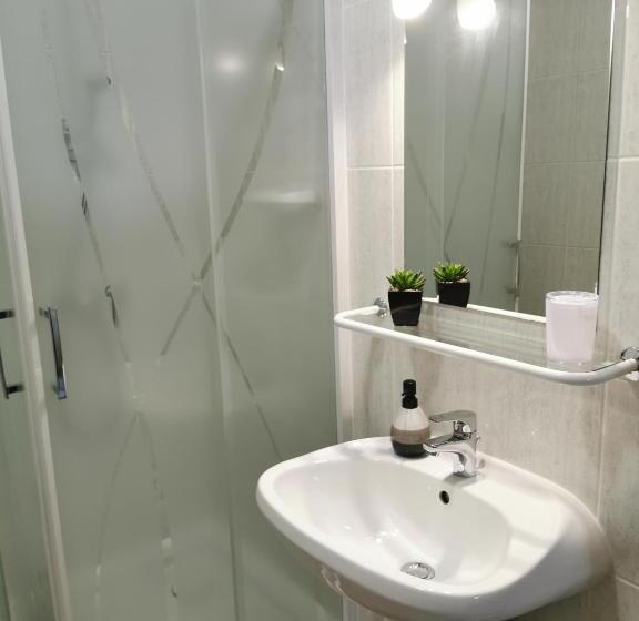 ペンション Csabai Vendégház