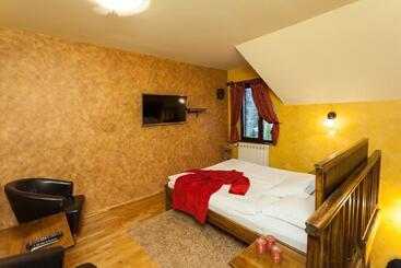 پانسیون Guest House Vila Bajka