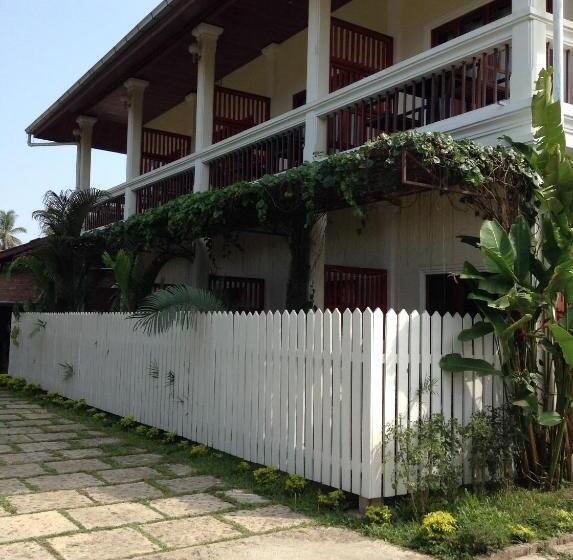פנסיון Pongkham Residence