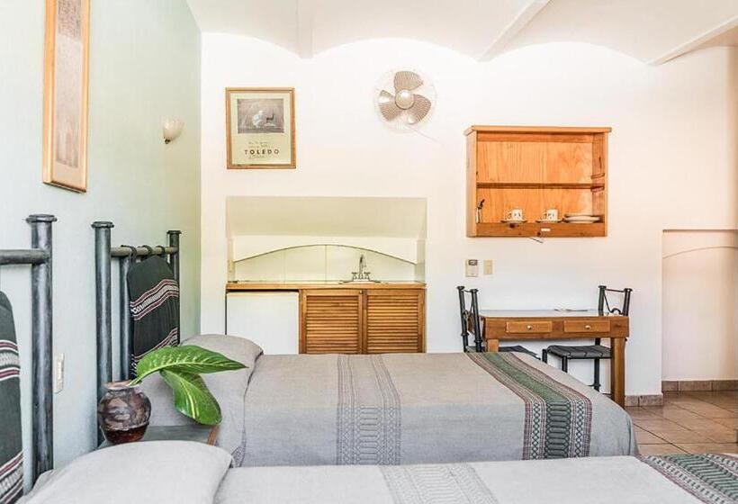 پانسیون Posada De Los Angeles