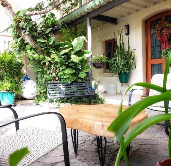 پانسیون Posada De Los Angeles
