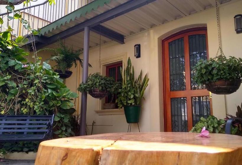 Пансион Posada De Los Angeles