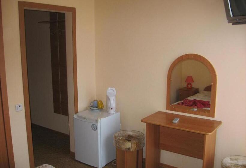 بنسيون Vian Guest House