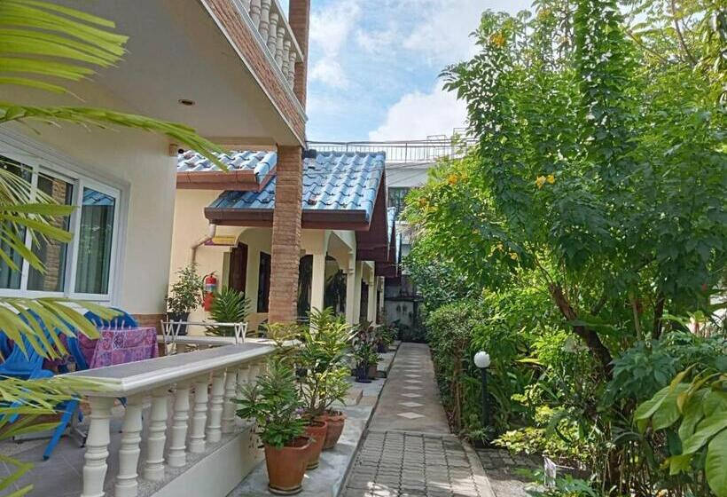 پانسیون Wattana Bungalow