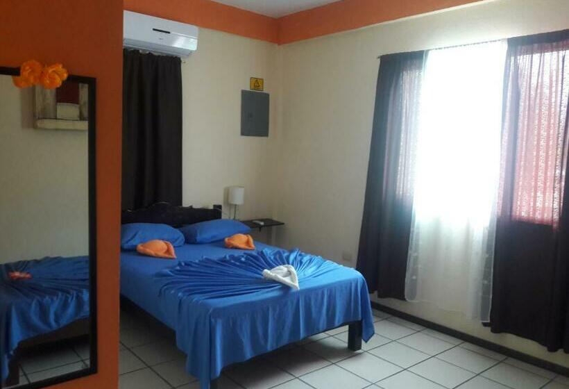 Alme Hostel
