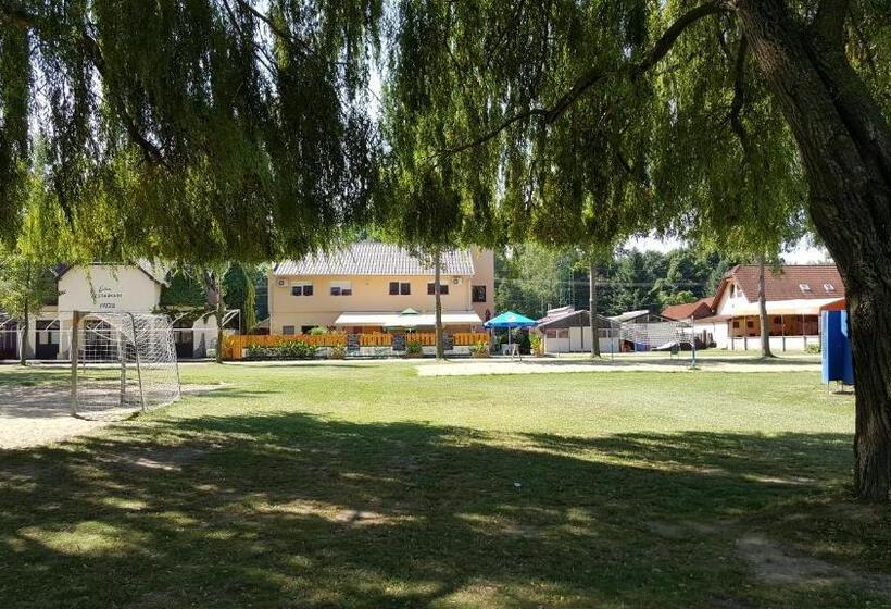تختخواب و صبحانه Balaton Panzió