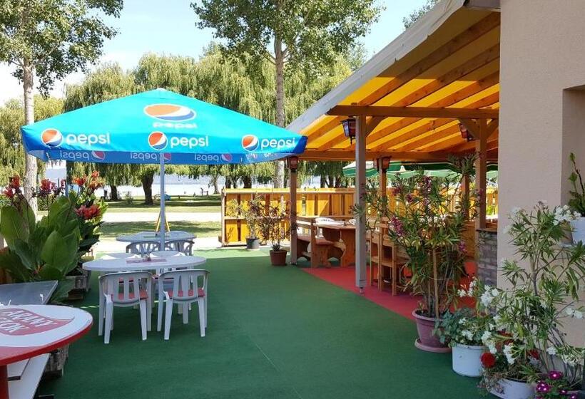 تختخواب و صبحانه Balaton Panzió