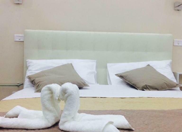 Bed and Breakfast Decumani Prestige
