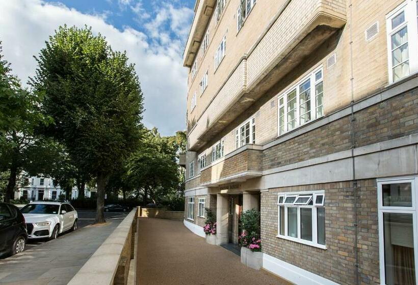 צימר Vincent House London Residence