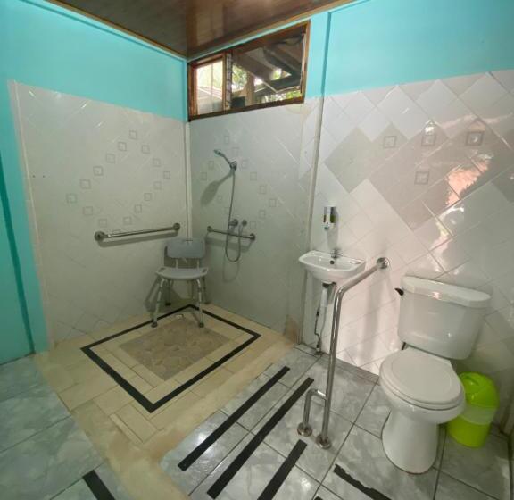 هتل Cabinas Popular