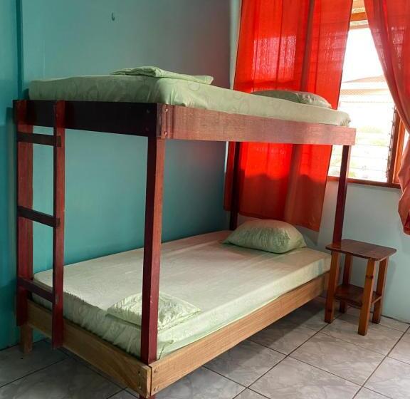 هتل Cabinas Popular