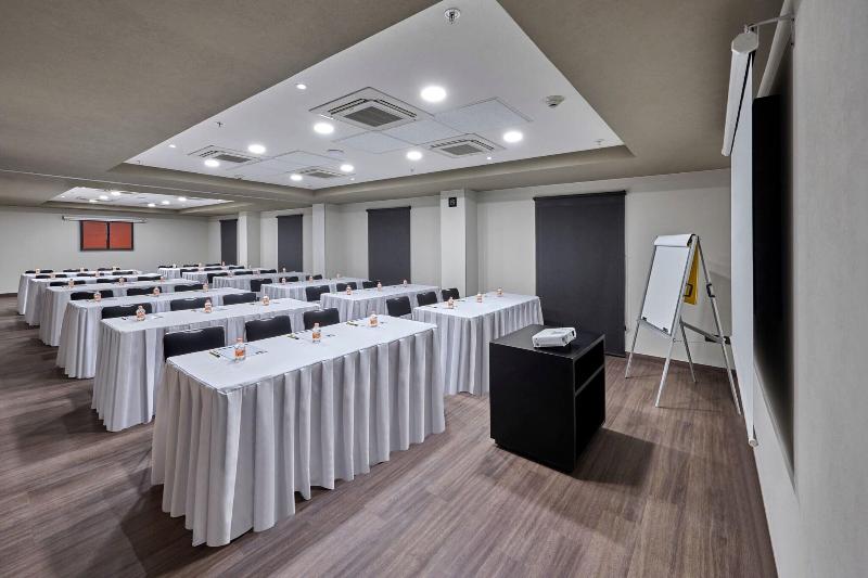 Fotos del hotel City Express Tijuana Otay:  5