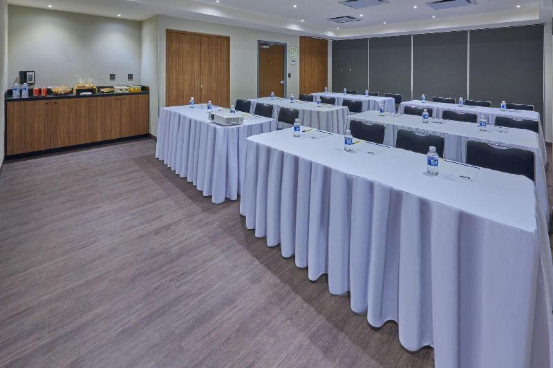 Fotos del hotel City Express Tijuana Otay:  10