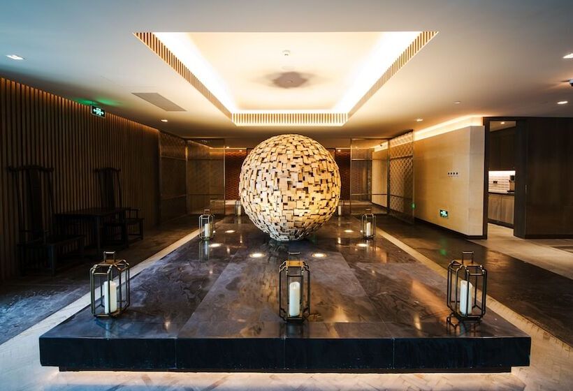 هتل Hyatt Regency Shenzhen Airport