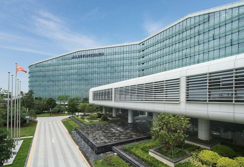 هتل Hyatt Regency Shenzhen Airport
