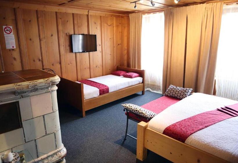 ペンション Gruyère Rooms
