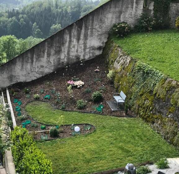 ペンション Gruyère Rooms