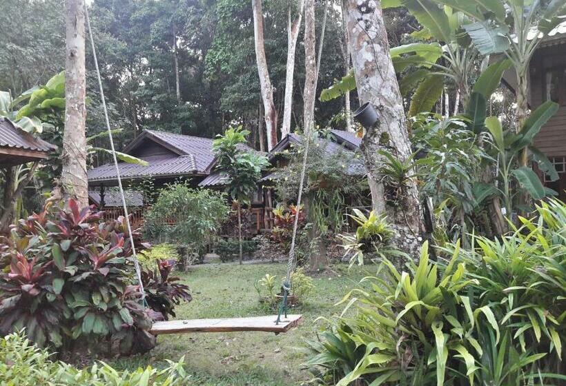 استراحتگاه Koh Kood Little Hut