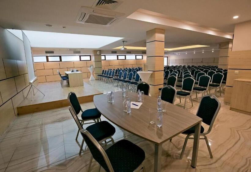 Royal Grand Hotel And Spa   All Inclusive And Free Beach Accsess