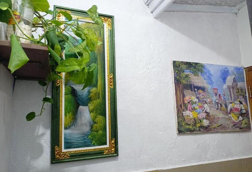 Bed and Breakfast Amartya Puri Green Cottages