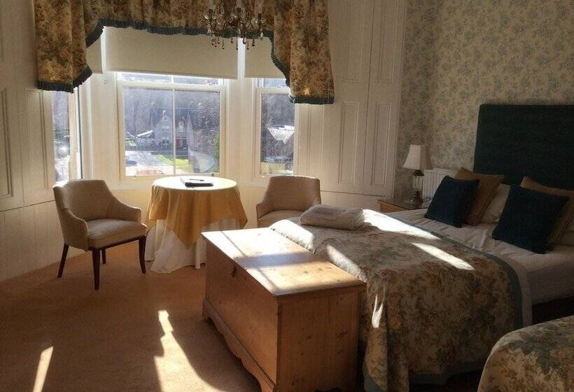 تختخواب و صبحانه Craigroyston House & Lodge