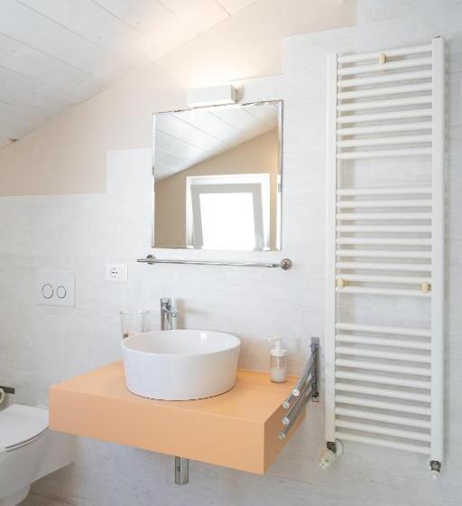 تختخواب و صبحانه Oceano Rooms