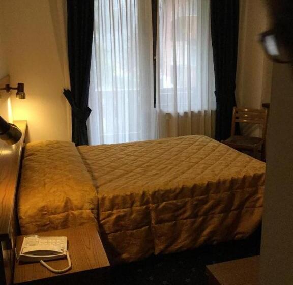 فندق Albergo Garni Martina
