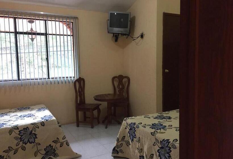 فندق Lienzo Charro 1