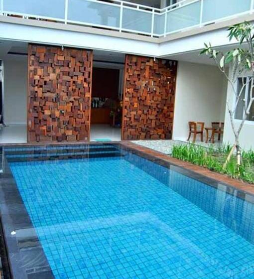 酒店 Oxy House Bali
