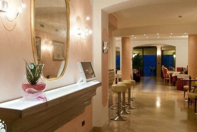 هتل Panorama Ristorante