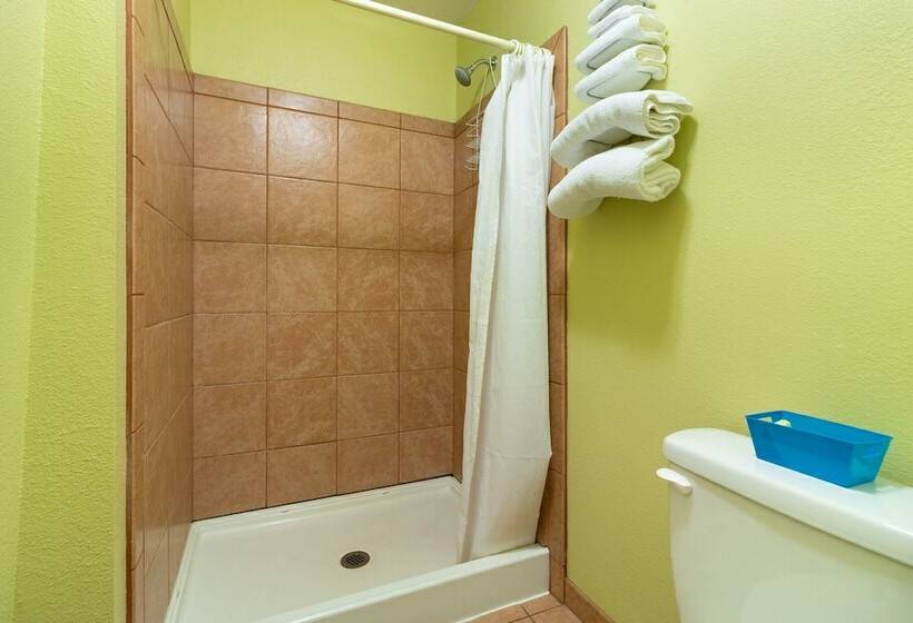 فندق على الطريق Roseburg Inn