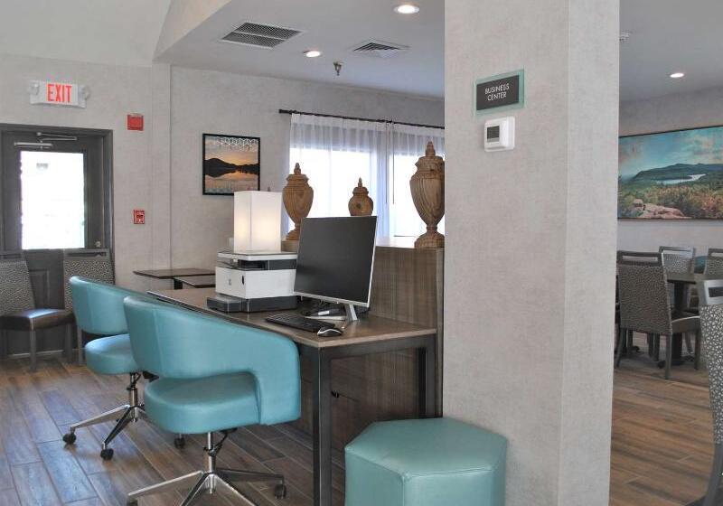 Best Western Fishkill Inn & Suites