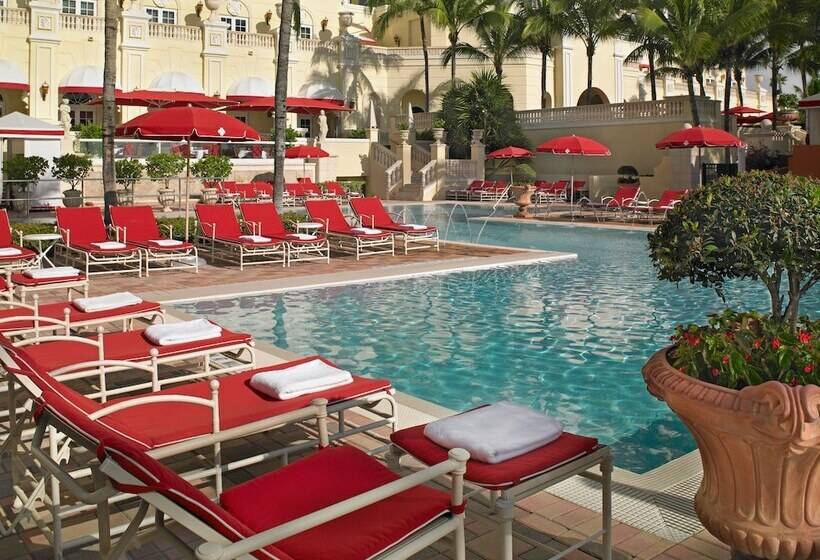 هتل Acqualina Resort And Spa